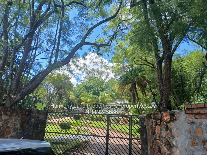 Greystone Park - 4 bedroomed house to Let