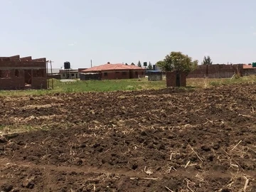 Commercial & Industrial Land