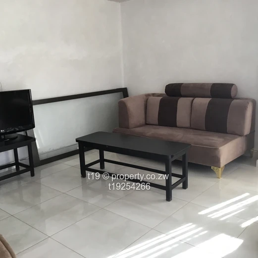 Neat 6 bedroom bungalow 