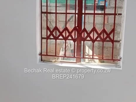 2-bed cottage for sale  in Mahatshula - Water Tank & Fitted Kitchen