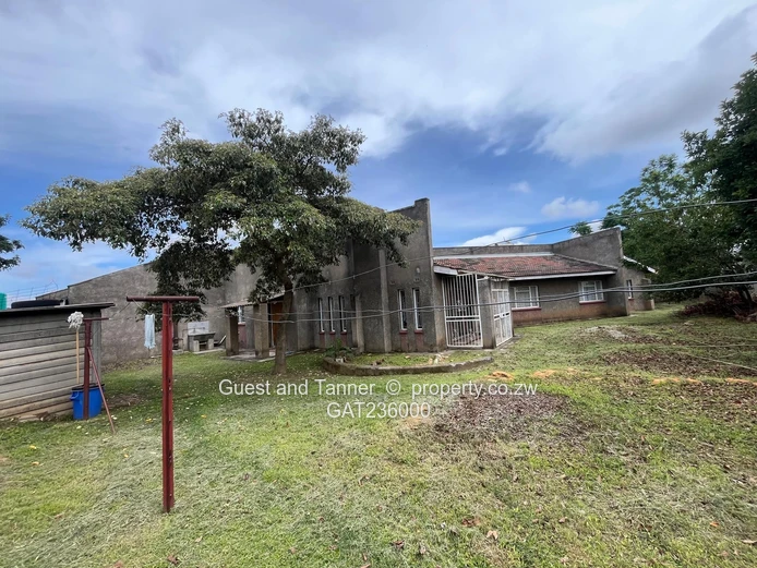 5 Bedroom House for Sale in Windsor Park Ruwa - With Deed of Transfer 