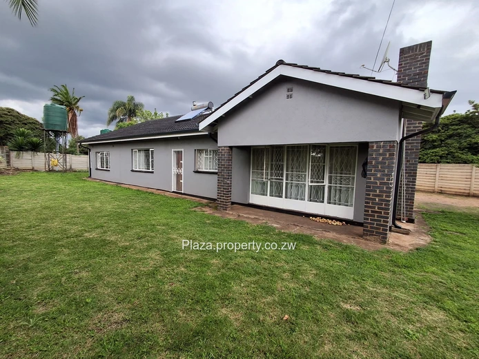 Strategically Located 4-Bedroom Family Home with Cottage – Sunridge, Harare Drive Frontage