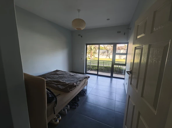 Flat & Apartment