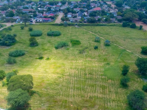 Commercial & Industrial Land