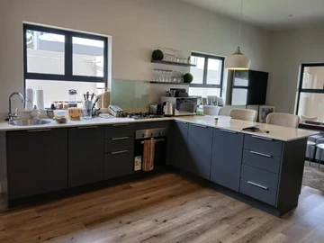 2 Bedroom Garden Flat