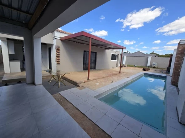 Modern Comfort, Outdoor Bliss & Prime Convenience
