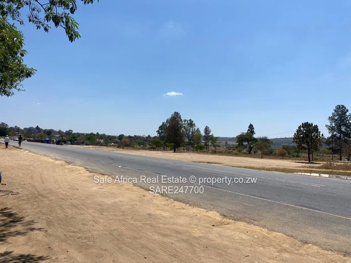 Chegutu Residential/ Commercial Plot For Sale With Bulawayo Road Frontage