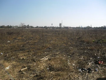 Commercial & Industrial Land