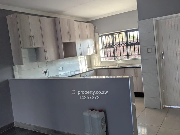 Malborough 3 bedroom apartment for sale 