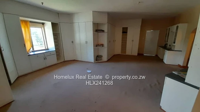 6 bedroom double storey house available for rent in Shawasha Hills estate