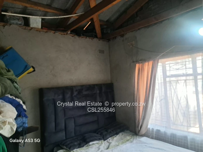 Kambuzuma Garden Flat (Sole Mandate)