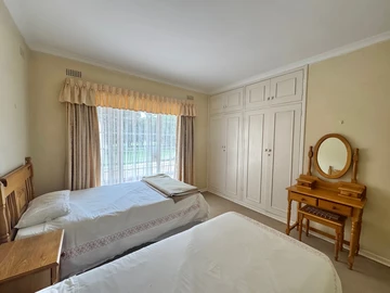 3 Bedroom Garden Flat