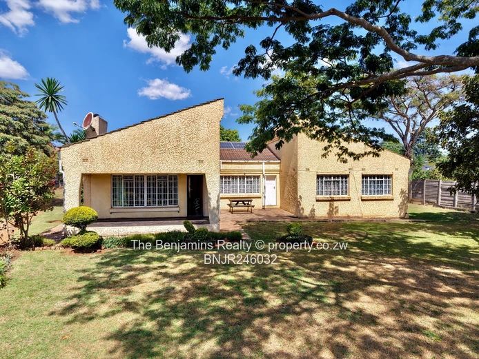4 Bedroom Home Milton Park