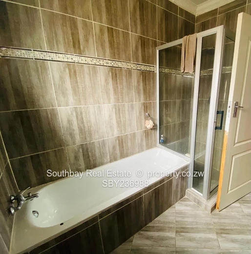 Budiriro Cabs house to let