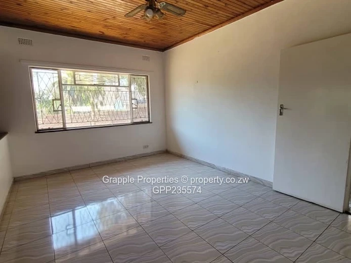 Greystone Park house to let