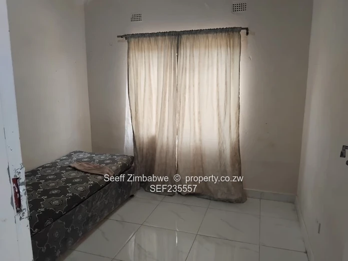 URGENT QUICK SALE — Prime Student Accommodation Investment in Adelaide Park, Gweru  (Sole Mandate)