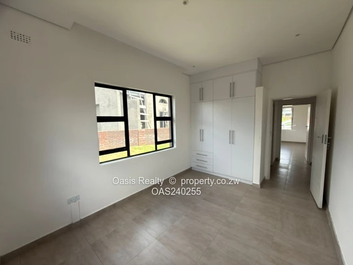 Secure & Contemporary Cluster Living in Arlington Estate