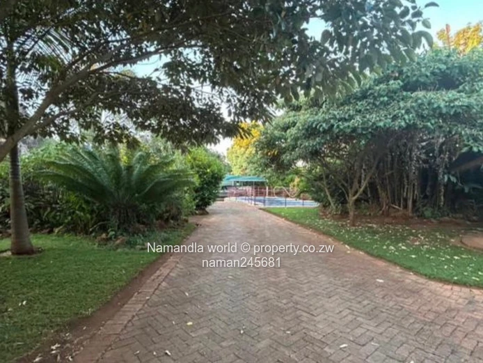 Mandara massive property to rent 