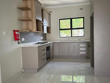 9 Unit Townhouse Complex