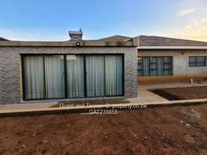 Newly built 4-bedroom house for sale in Haydon Park, Westgate — close to New Parliament