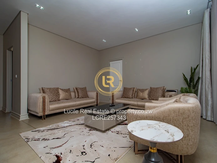 Luxury Living In Helensvale | Fully Furnished Home