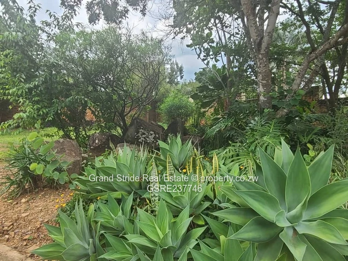 Stunning 6-bedroom double-story home for sale in Glenlorne 