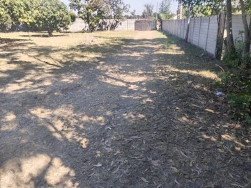 Commercial & Industrial Land