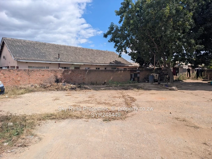 Old Ruwa Stand For Sale