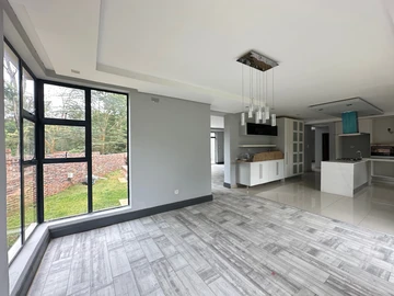 3 Bedroom Garden Flat