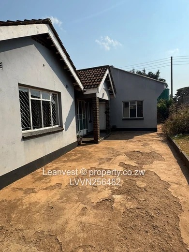 Bloomingdale 3-Bed: Fitted Kitchen, Main En-suite & Driveway