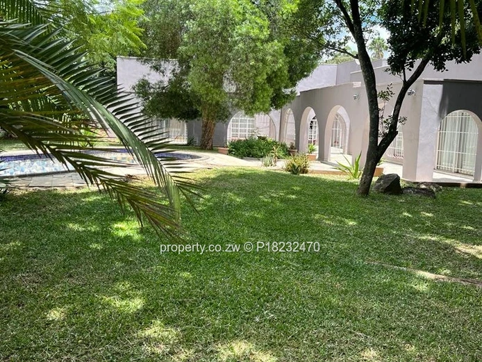 Highlands Fully Furnished 4 Bedroomed House To Rent. 