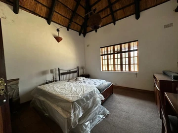 Farm & Agricultural Land