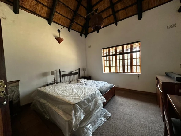 5 Bedroom Farm & Agricultural Land