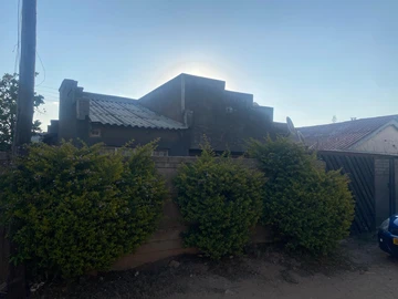 Seke- Unit “M” Chitungwiza  House For Sale