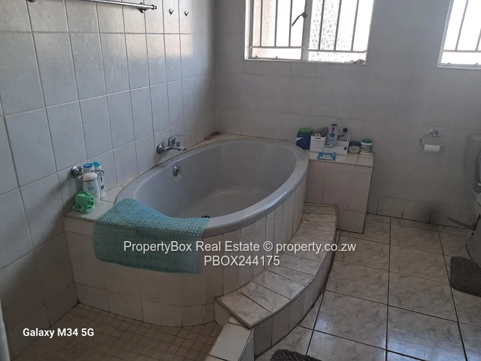 Gunhill Property for Sale & strategically located! 