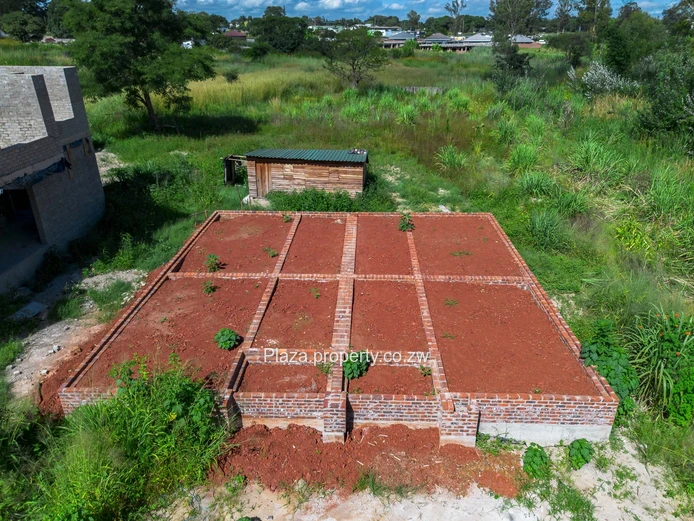 2 cluster stands for sale in Hatfield (Sole Mandate)