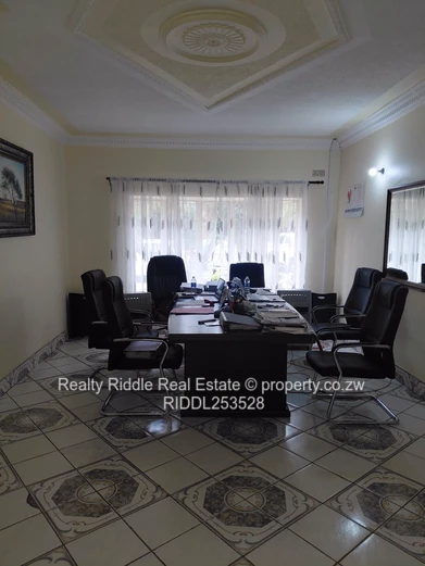 Mtpleasant house for Sale  (Sole Mandate)