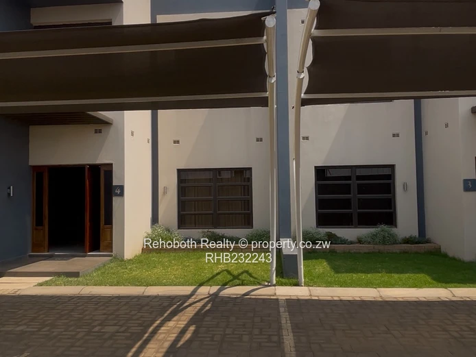 3 Bedroom EXECUTIVE Apartment For Rent (Sole Mandate)