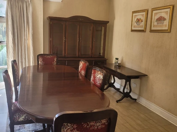 3 Bedroom Flat & Apartment