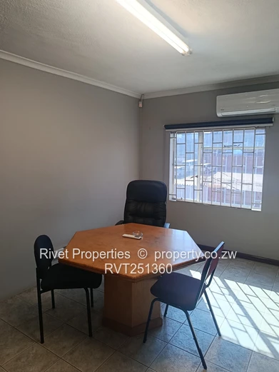 Graniteside Massive Warehouse To Let