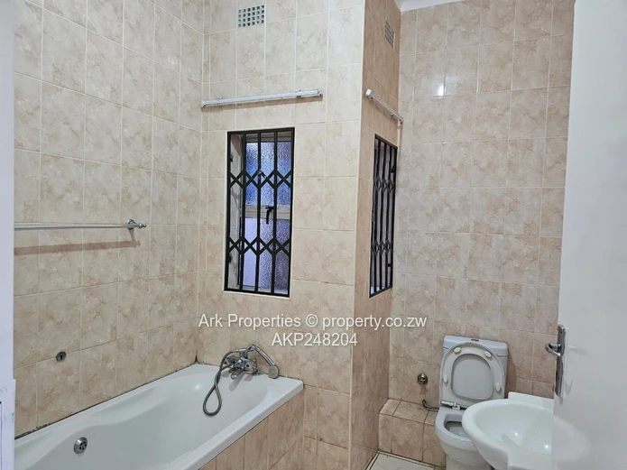 Newlands Cluster House For Rent