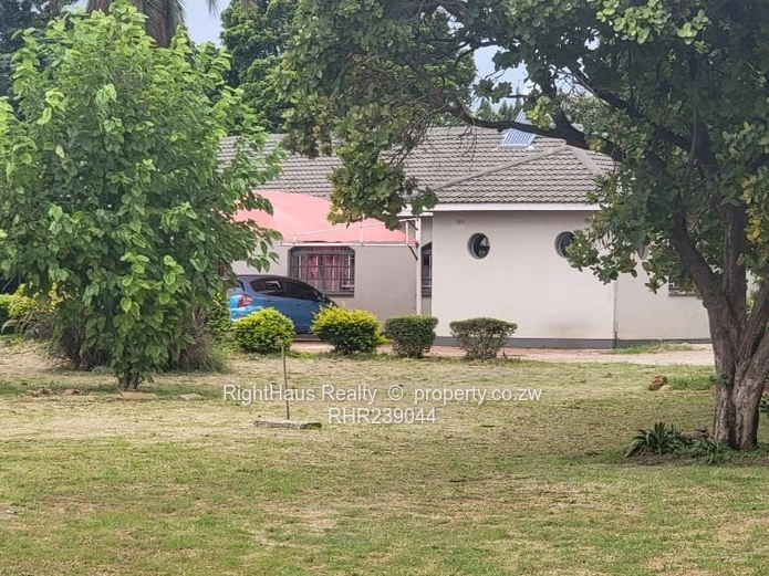 Prime Commercial Property To Let