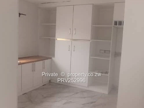 Spacious 3-Bed Zimre Park Flat with Security Grill & Borehole