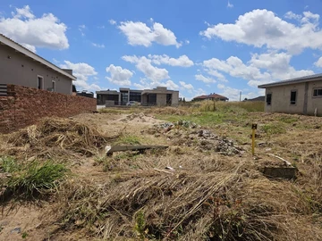 Arlington Estate Vacant Stand For Sale