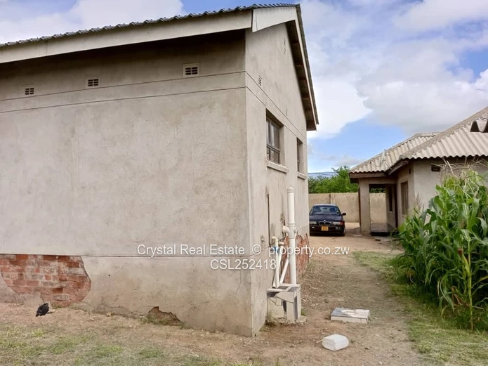  Chitungwiza Zengeza 4 House (Sole Mandate)