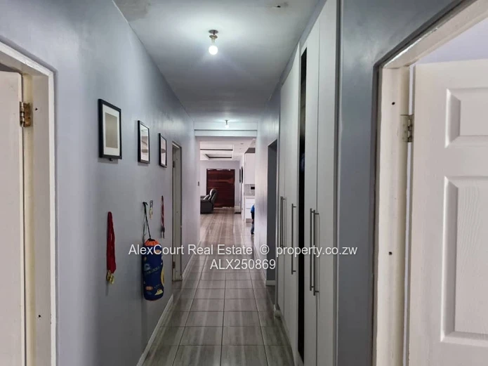 Modern And Spacious Home In Sandton!!!