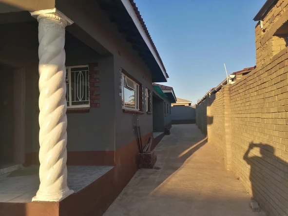 5 Bedroom Townhouse Complex