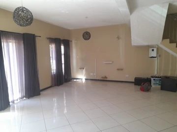 3 Bedroom Garden Flat