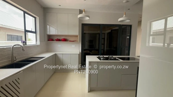 Lovely modern home!!!