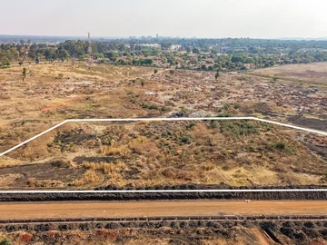 Commercial & Industrial Land
